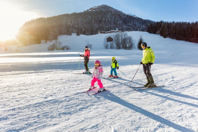 Familienfreundliche Pisten und Skischulen f&uuml;r Kinder  &copy; TVB St. Martin_Bernhard Moser