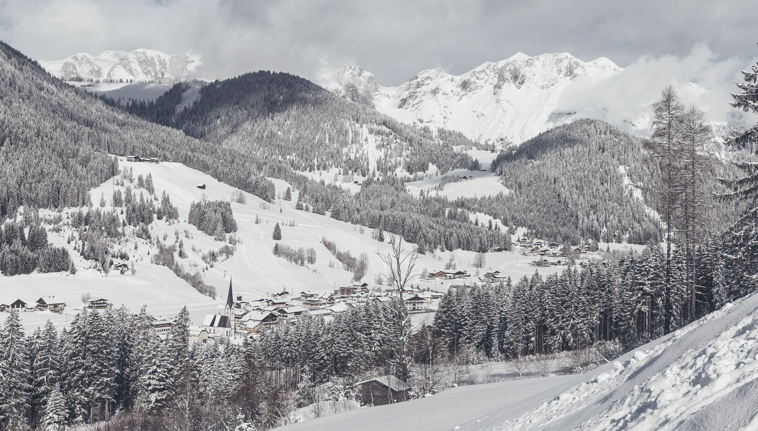 Winterurlaub im Haus Elisabeth mit Zimmern und Appartements im Lammertal im Skigebiet Dachstein West