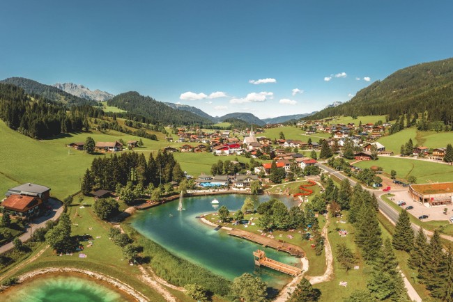 Luftaufnahme vom Urlaubsort St. Martin am Tennengebirge © TVB St. Martin_Bernhard Moser