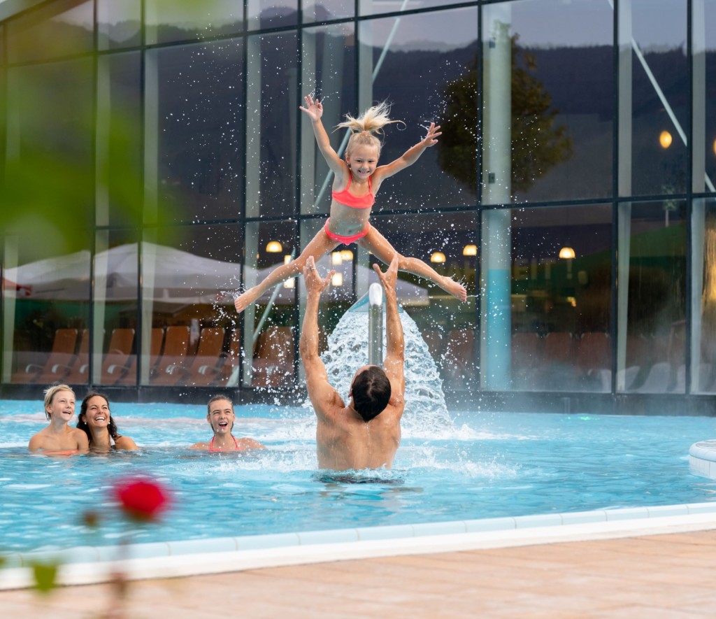Erlebnistherme Amadé © TVB Altenmarkt-Zauchensee_Matthias Fritzenwallner