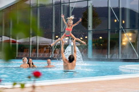 Erlebnistherme Amadé © TVB Altenmarkt-Zauchensee_Matthias Fritzenwallner